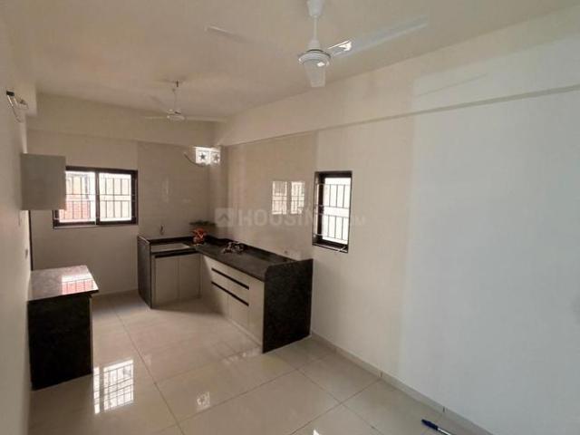3 BHK Apartment in Sunpharma Road for rent Vadodara. The reference number is 20604479