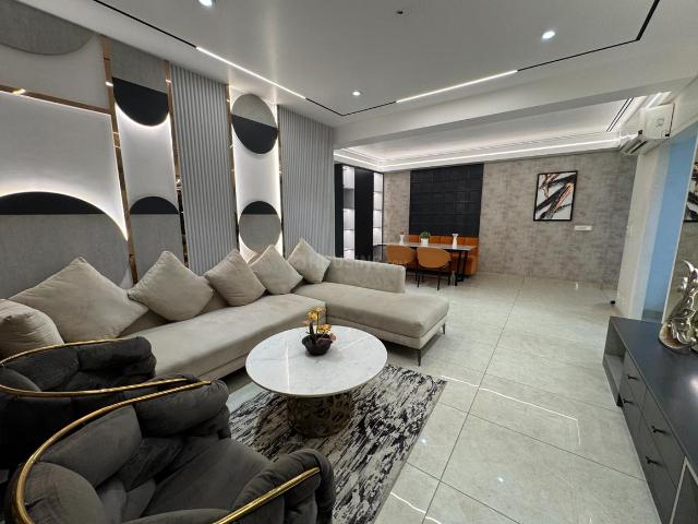 3 BHK Apartment in Sushant Golf City for resale Lucknow. The reference number is 20969369