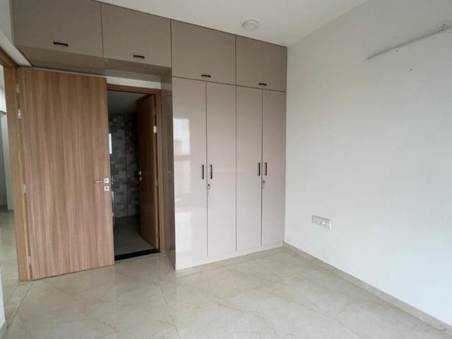 3 BHK Apartment in Powai for rent Mumbai. The reference number is 20615639