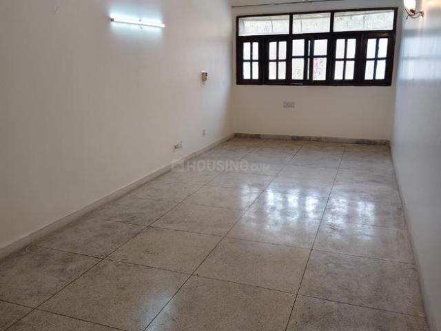 3 BHK Apartment in Patparganj for rent New Delhi. The reference number is 19575958