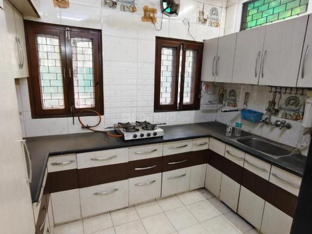 3 BHK Apartment in Patparganj for rent New Delhi. The reference number is 20201646