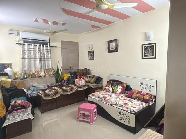 3 BHK Apartment in Patparganj for rent New Delhi. The reference number is 20275490