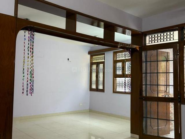3 BHK Apartment in Patparganj for rent New Delhi. The reference number is 20332004