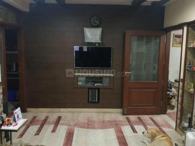 3 BHK Apartment in Patparganj for resale New Delhi. The reference number is 11876870