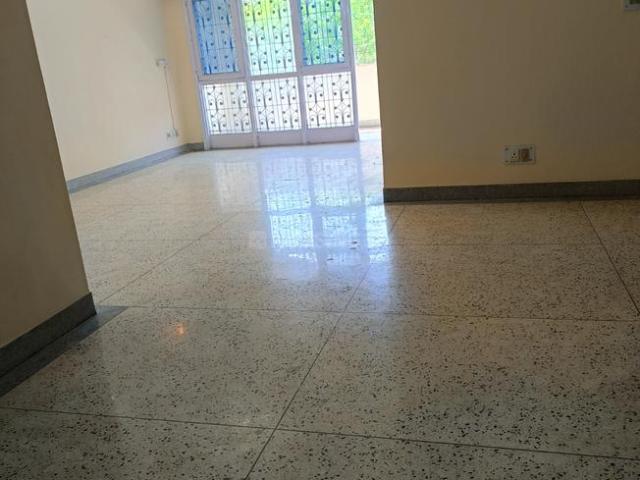3 BHK Apartment in Patparganj for resale New Delhi. The reference number is 20156264