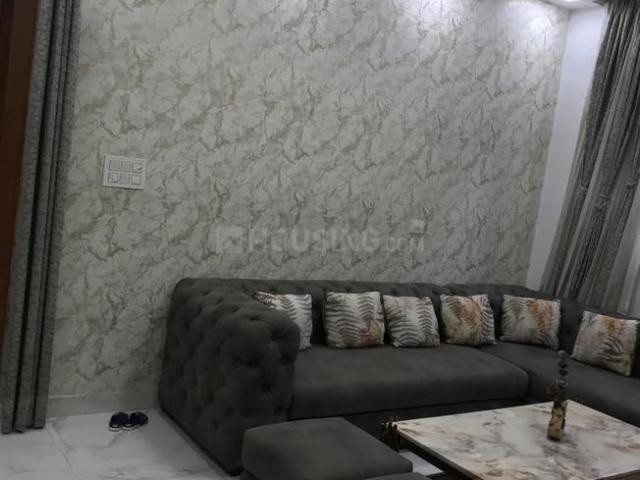 3 BHK Apartment in Patparganj for resale New Delhi. The reference number is 20247421