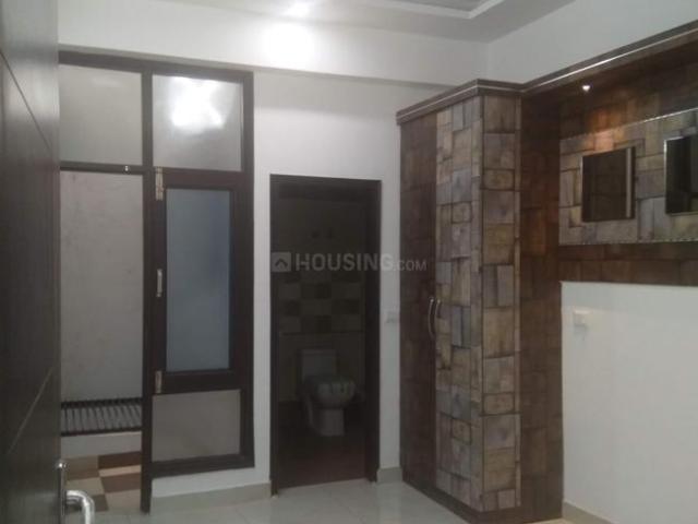 3 BHK Apartment in Patparganj for resale New Delhi. The reference number is 20343302
