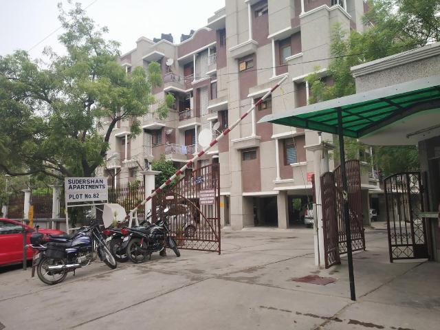 3 BHK Apartment in Patparganj for resale New Delhi. The reference number is 20395234
