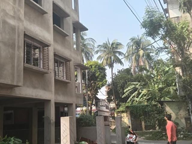 3 BHK Apartment in Patuli for resale Kolkata. The reference number is 18823039