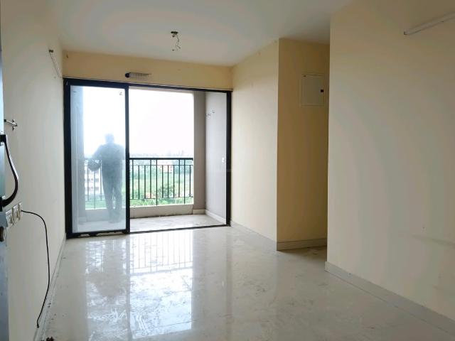 3 BHK Apartment in Pailan for rent Kolkata. The reference number is 20013348