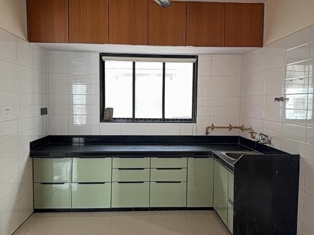 3 BHK Apartment in Pal Gam for rent Surat. The reference number is 18760445