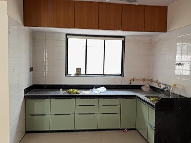3 BHK Apartment in Pal Gam for rent Surat. The reference number is 18873348