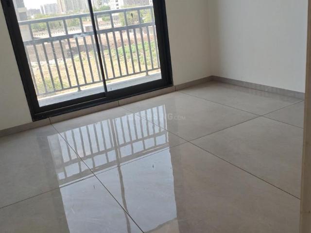 3 BHK Apartment in Pal Gam for resale Surat. The reference number is 20560825