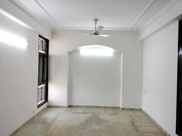 3 BHK Apartment in Palam for resale New Delhi. The reference number is 19828559
