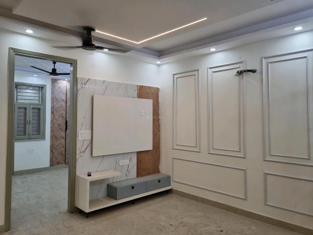 3 BHK Apartment in Palam for resale New Delhi. The reference number is 20775484