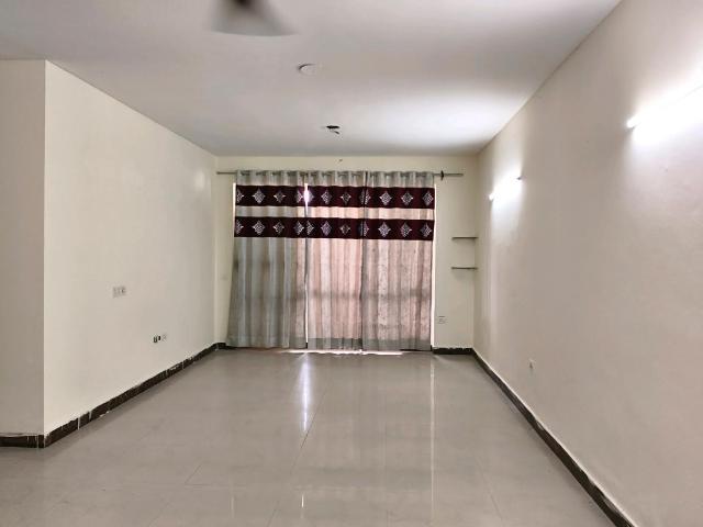 3 BHK Apartment in Palam Vihar for resale Gurgaon. The reference number is 20694169