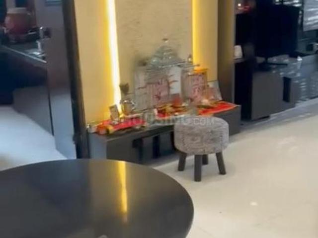3 BHK Apartment in Palanpur for rent Surat. The reference number is 19870728