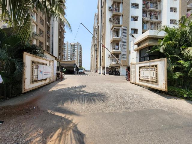 3 BHK Apartment in Palanpur for resale Surat. The reference number is 20341014