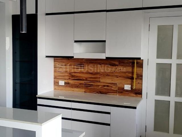 3 BHK Apartment in Palasia for rent Indore. The reference number is 19008196