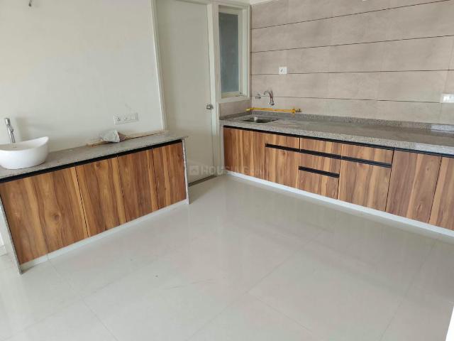 3 BHK Apartment in Paldi for rent Ahmedabad. The reference number is 20958519