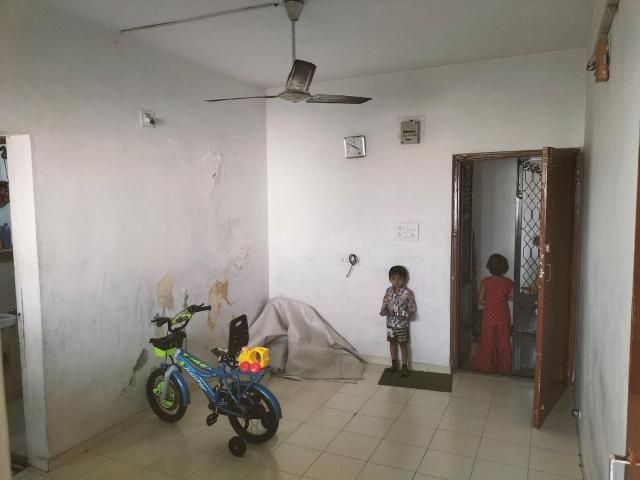 3 BHK Apartment in Paldi for resale Ahmedabad. The reference number is 20060364