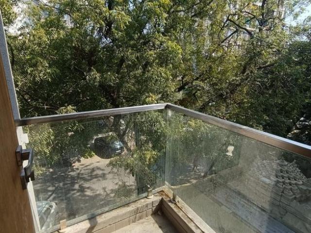 3 BHK Apartment in Paldi for resale Ahmedabad. The reference number is 18813097