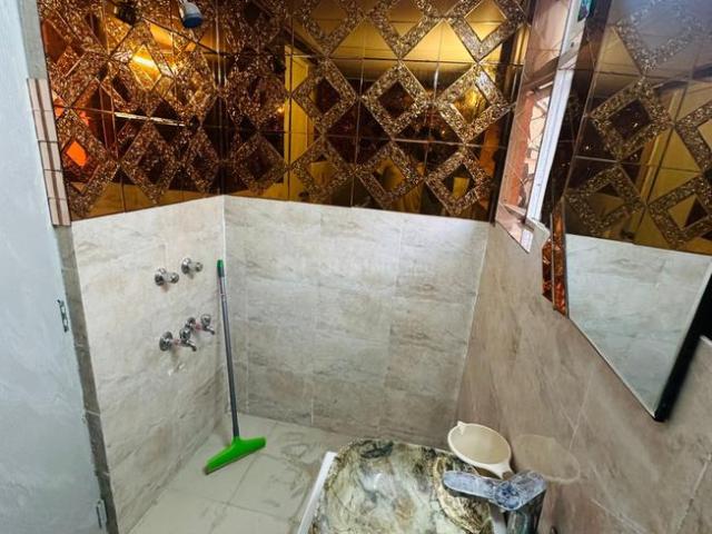 3 BHK Apartment in Pandav Nagar for resale Ghaziabad. The reference number is 18212027