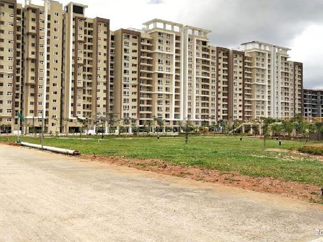 3 BHK Apartment in Parappana Agrahara for resale Bangalore. The reference number is 17011164