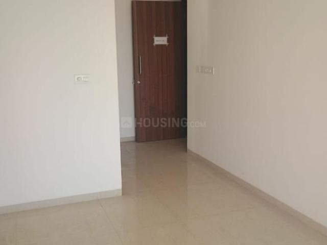 3 BHK Apartment in Parel for rent Mumbai. The reference number is 19656027