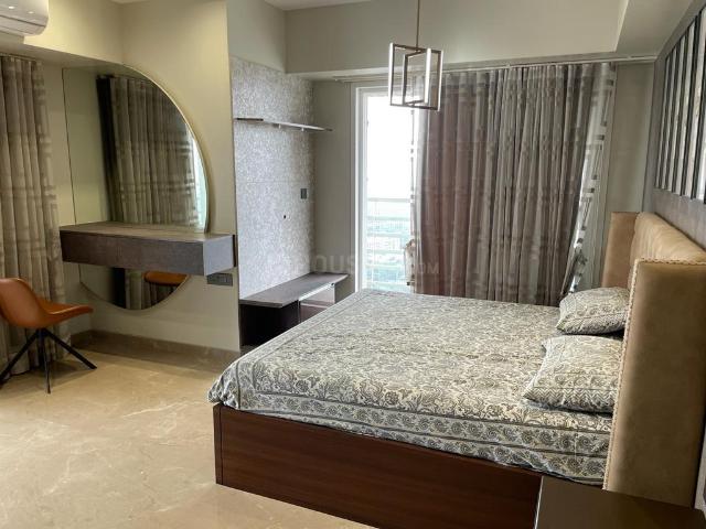 3 BHK Apartment in Parel for rent Mumbai. The reference number is 10529383