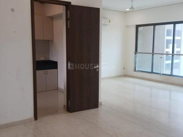 3 BHK Apartment in Parel for rent Mumbai. The reference number is 20817607