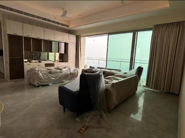 3 BHK Apartment in Parel for resale Mumbai. The reference number is 19478944