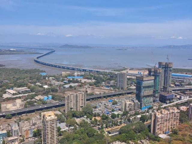 3 BHK Apartment in Parel for resale Mumbai. The reference number is 20497633