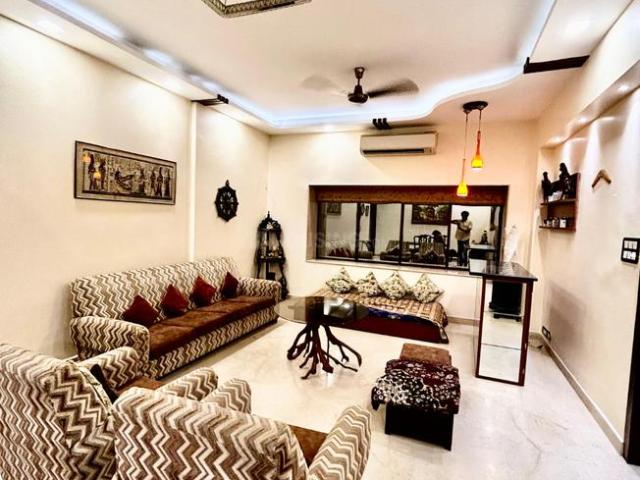 3 BHK Apartment in Park Street Area for rent Kolkata. The reference number is 20584184
