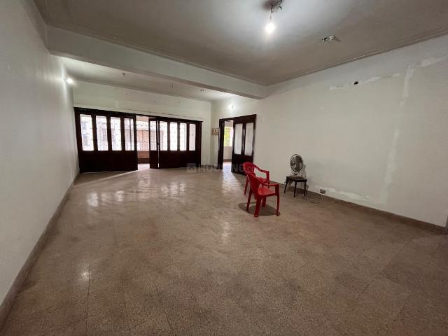 3 BHK Apartment in Park Street Area for resale Kolkata. The reference number is 20127523