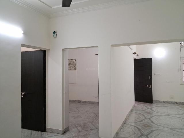 3 BHK Apartment in Paschim Vihar for rent New Delhi. The reference number is 16763673
