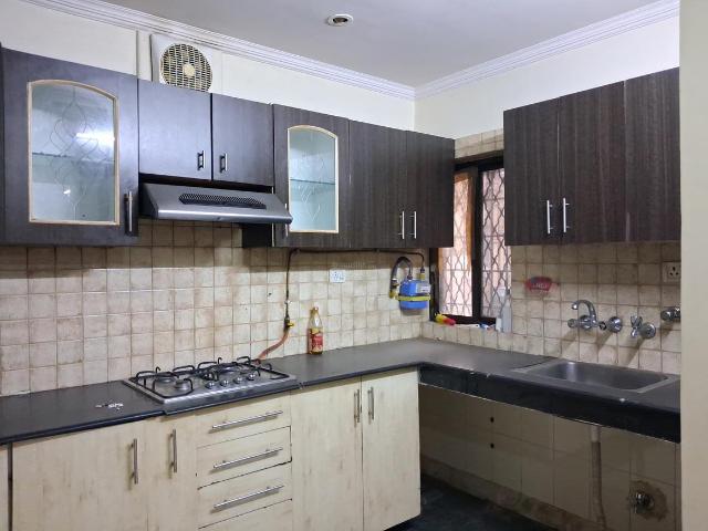 3 BHK Apartment in Paschim Vihar for rent New Delhi. The reference number is 19284206