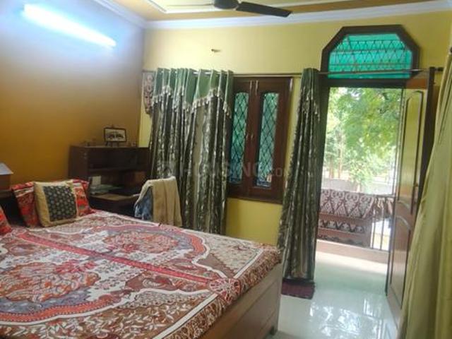 3 BHK Apartment in Paschim Vihar for rent New Delhi. The reference number is 20648523