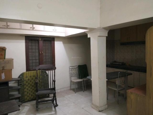 3 BHK Apartment in Paschim Vihar for resale New Delhi. The reference number is 19594699