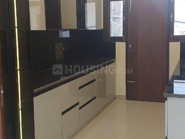 3 BHK Apartment in Peer Muchalla for resale Zirakpur. The reference number is 16548581