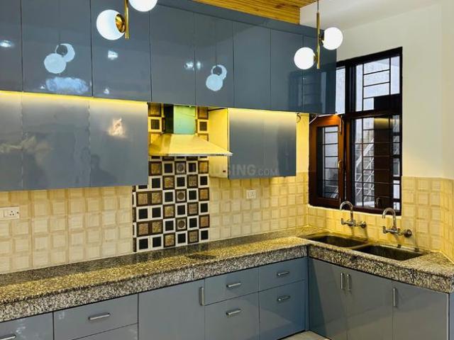 3 BHK Apartment in Peer Muchalla for resale Zirakpur. The reference number is 20876347