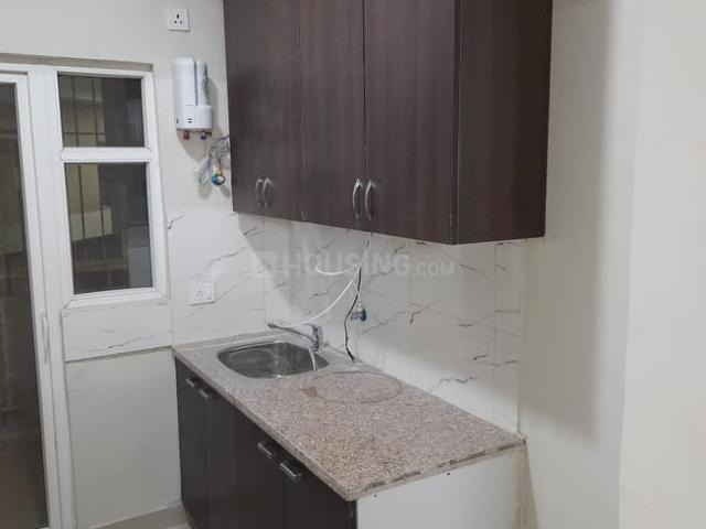 3 BHK Apartment in Phase 2 for rent Noida. The reference number is 20797704
