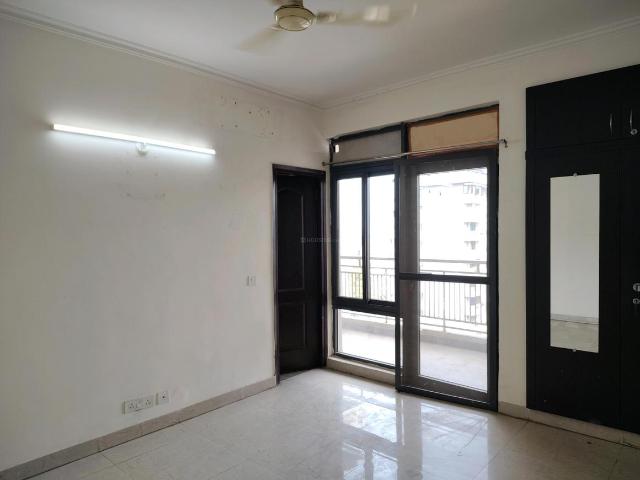 3 BHK Apartment in Phi II for rent Greater Noida. The reference number is 19839198