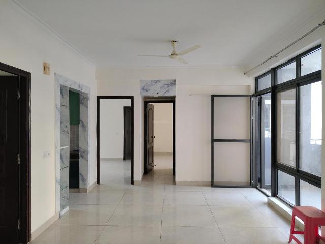 3 BHK Apartment in Phi II for rent Greater Noida. The reference number is 19866245