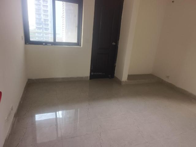 3 BHK Apartment in Phi II for rent Greater Noida. The reference number is 20016175