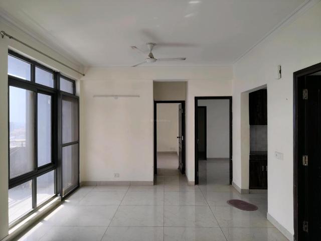 3 BHK Apartment in Phi II for resale Greater Noida. The reference number is 19662495