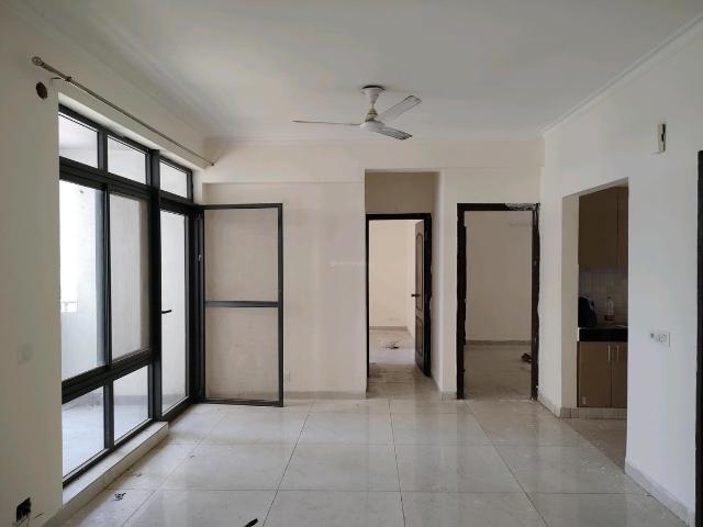 3 BHK Apartment in Phi II for resale Greater Noida. The reference number is 20665014