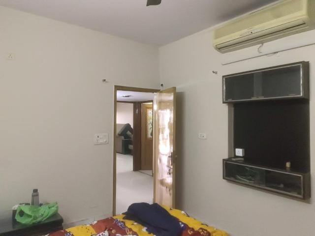 3 BHK Apartment in Pitampura for rent New Delhi. The reference number is 18899068