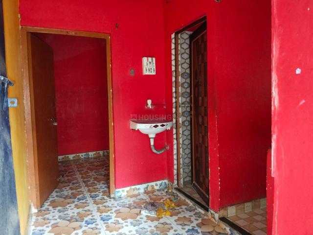 3 BHK Apartment in Picnic Garden for rent Kolkata. The reference number is 20617382