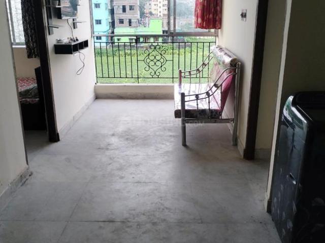 3 BHK Apartment in Picnic Garden for rent Kolkata. The reference number is 20655579